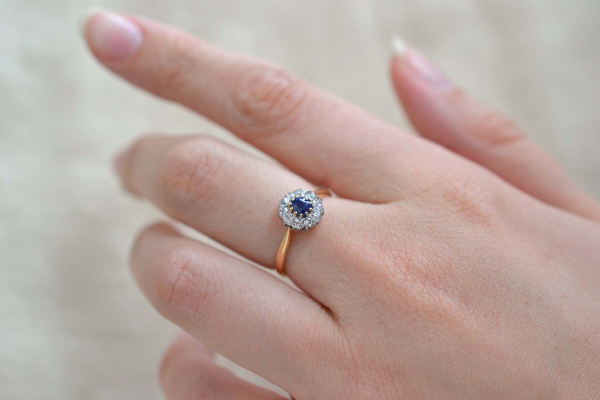 bague marguerite saphir