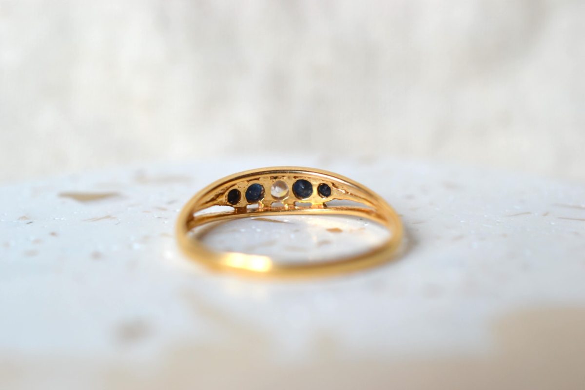 bague saphirs et oxyde