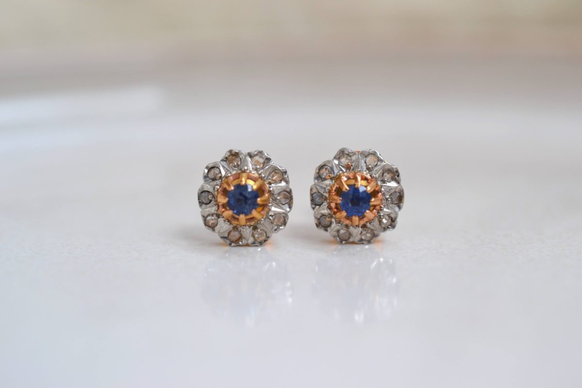 puces d'oreilles saphirs et diamants