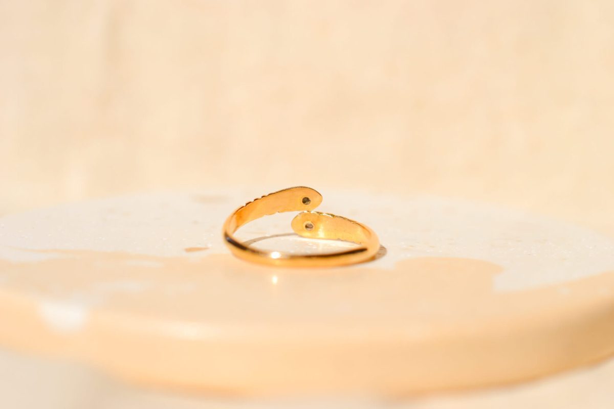 Bague Serpent Vintage en Or jaune 18 carats sertie de Diamants
