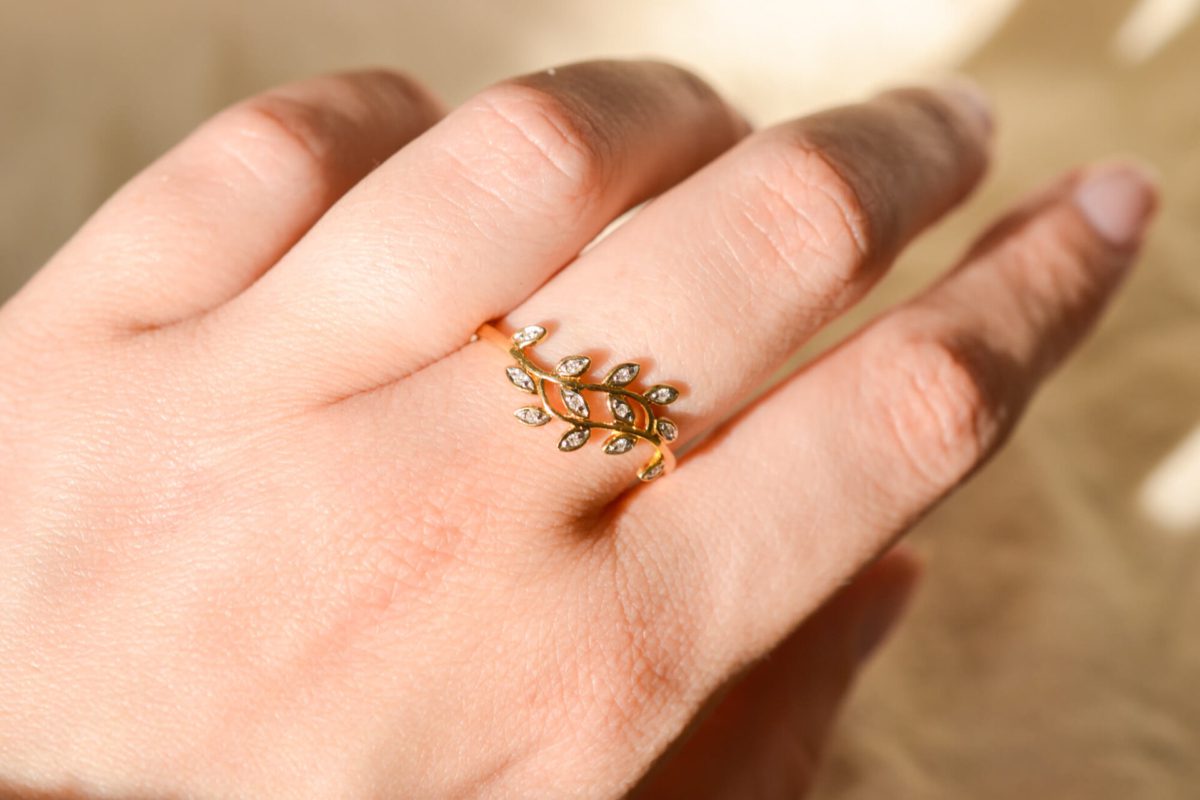 Bague de fiançailles en Or jaune 18 carats sertie de Diamants