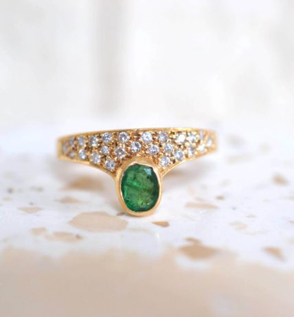 bague émeraude diamants