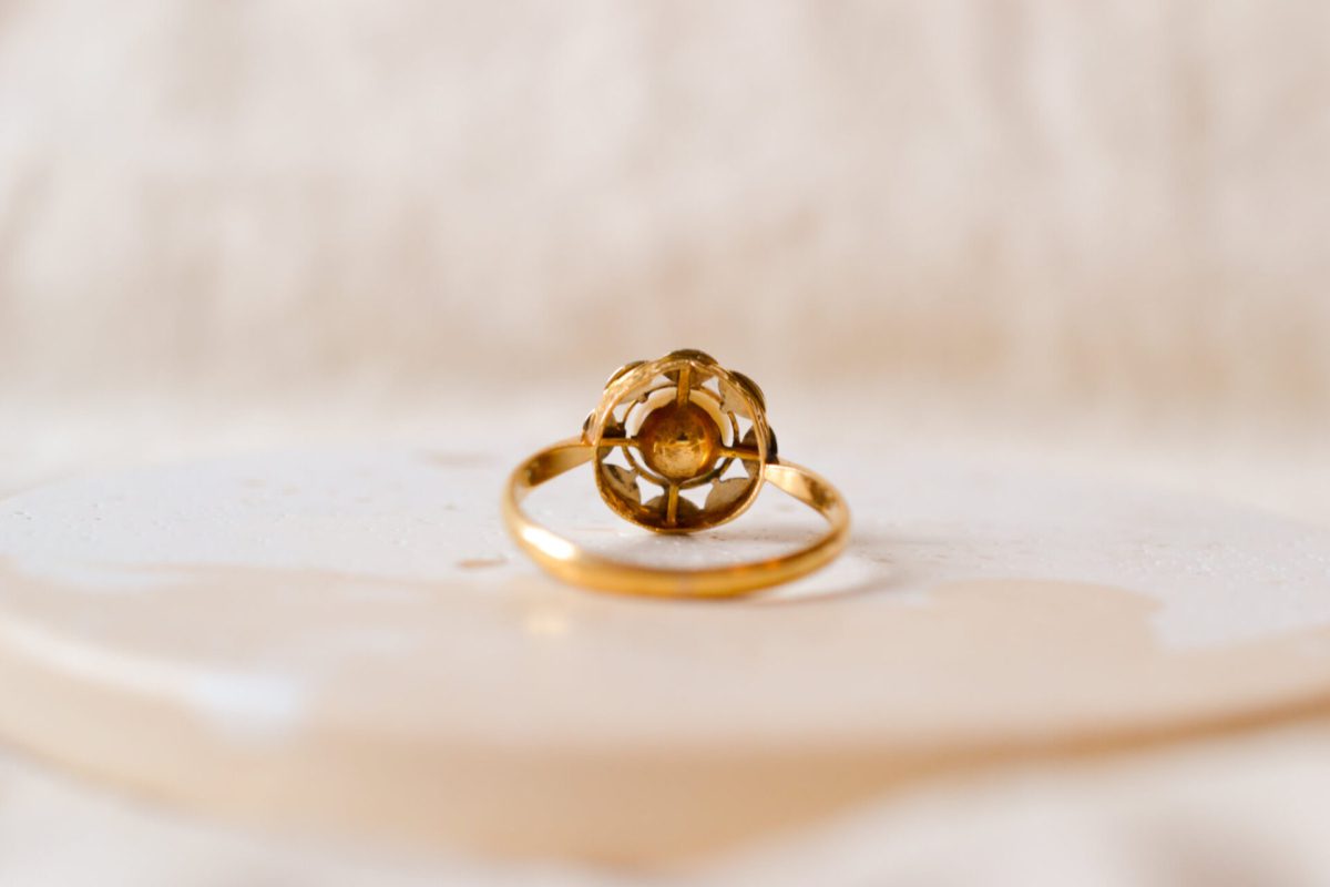 Bague en Or jaune 18 carats sertie d'une Perle