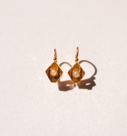 Dormeuses géométriques en Or jaune 18 carats