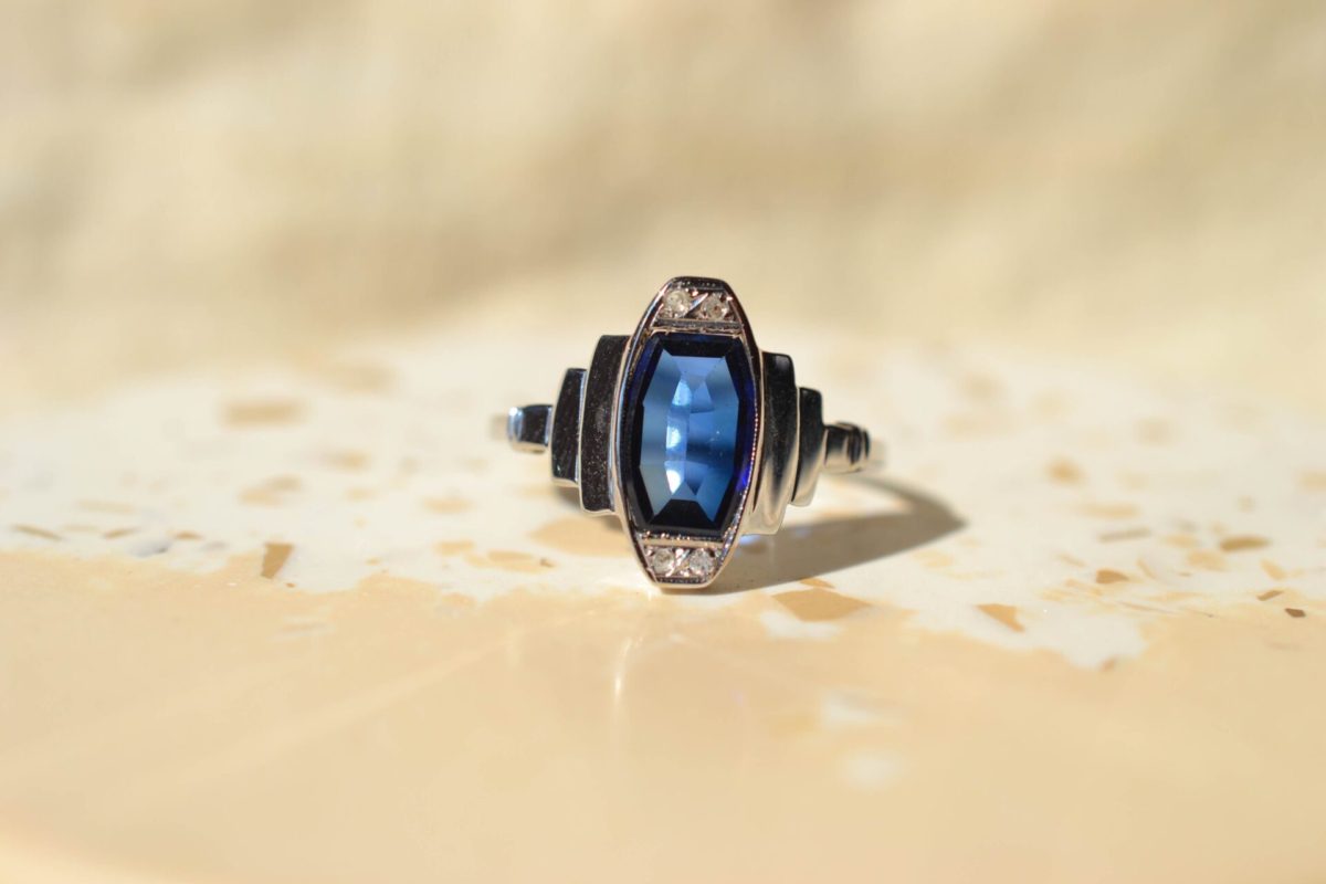 bague art deco saphir diamants