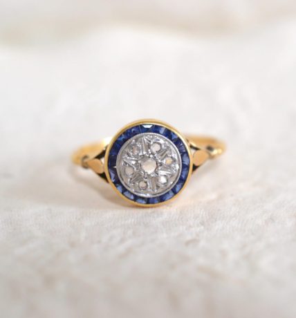 bague ronde saphirs de synthese diamants