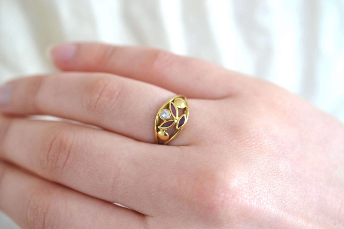 bague rubis ajourée