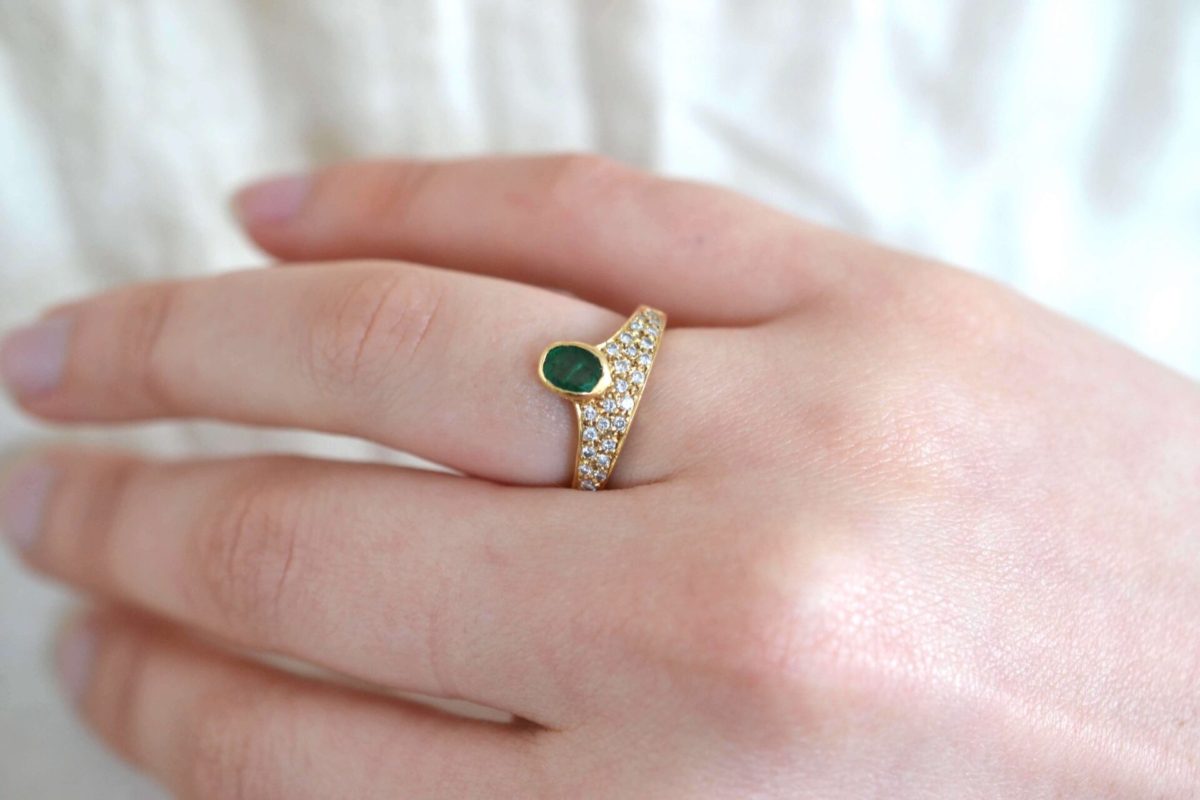 idée bague de fiançailles émeraude