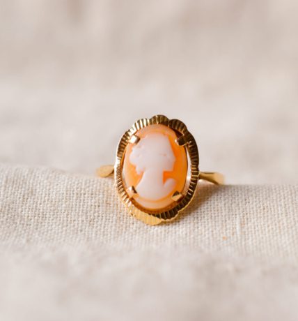Bague Camée en Or jaune 18 carats