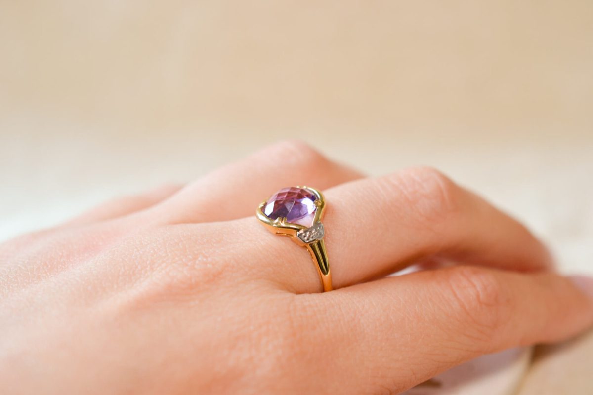 Bague de fiançailles Vintage en Or jaune 18 carats sertie d'une Améthyste et de Diamants