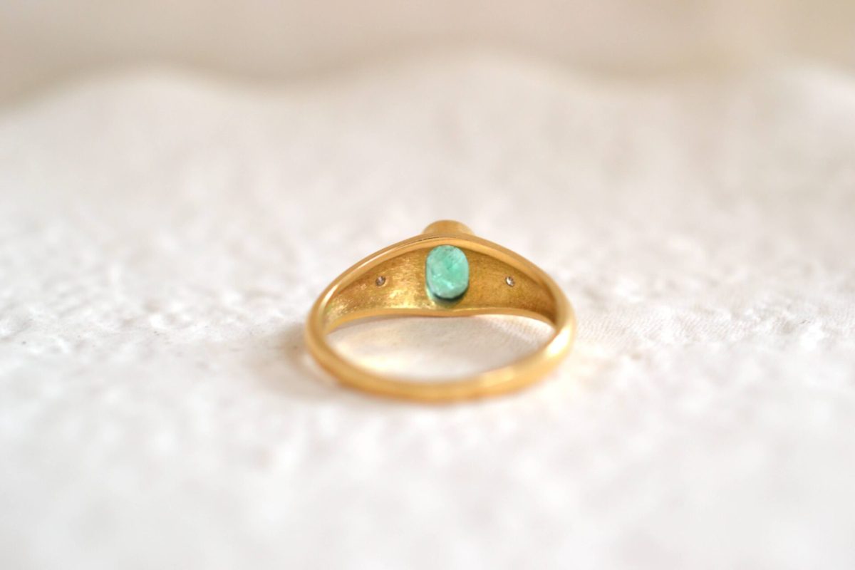 bague émeraude et diamants femme