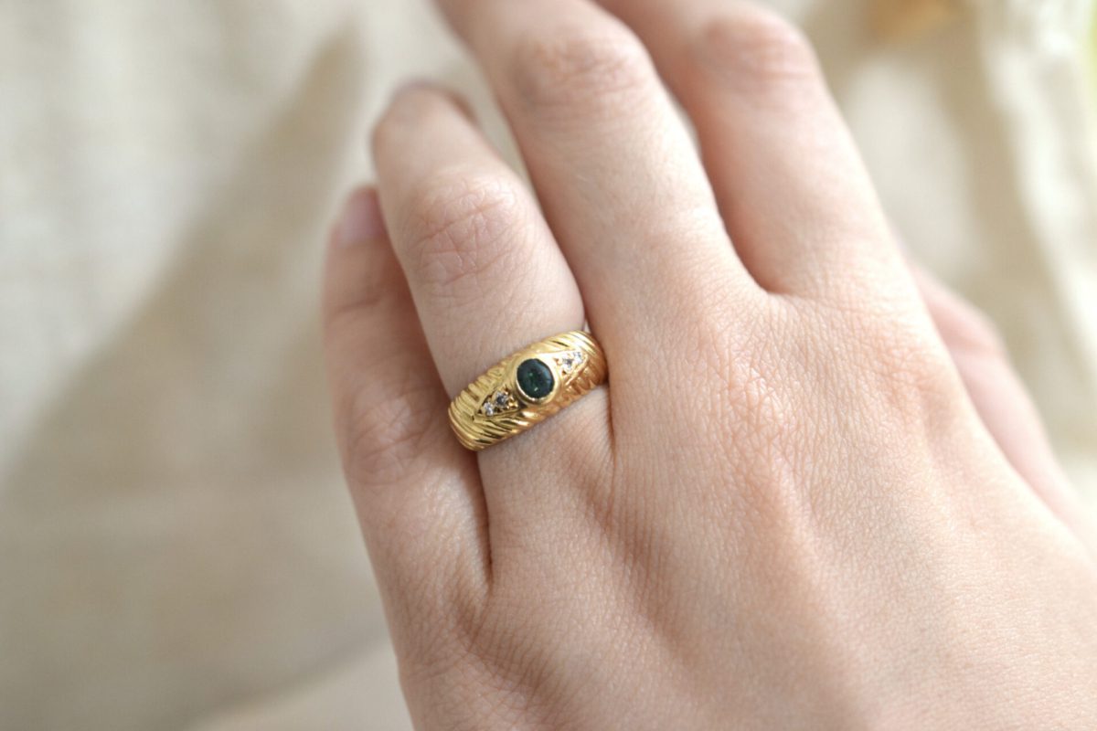 bague godronnée émeraude femme