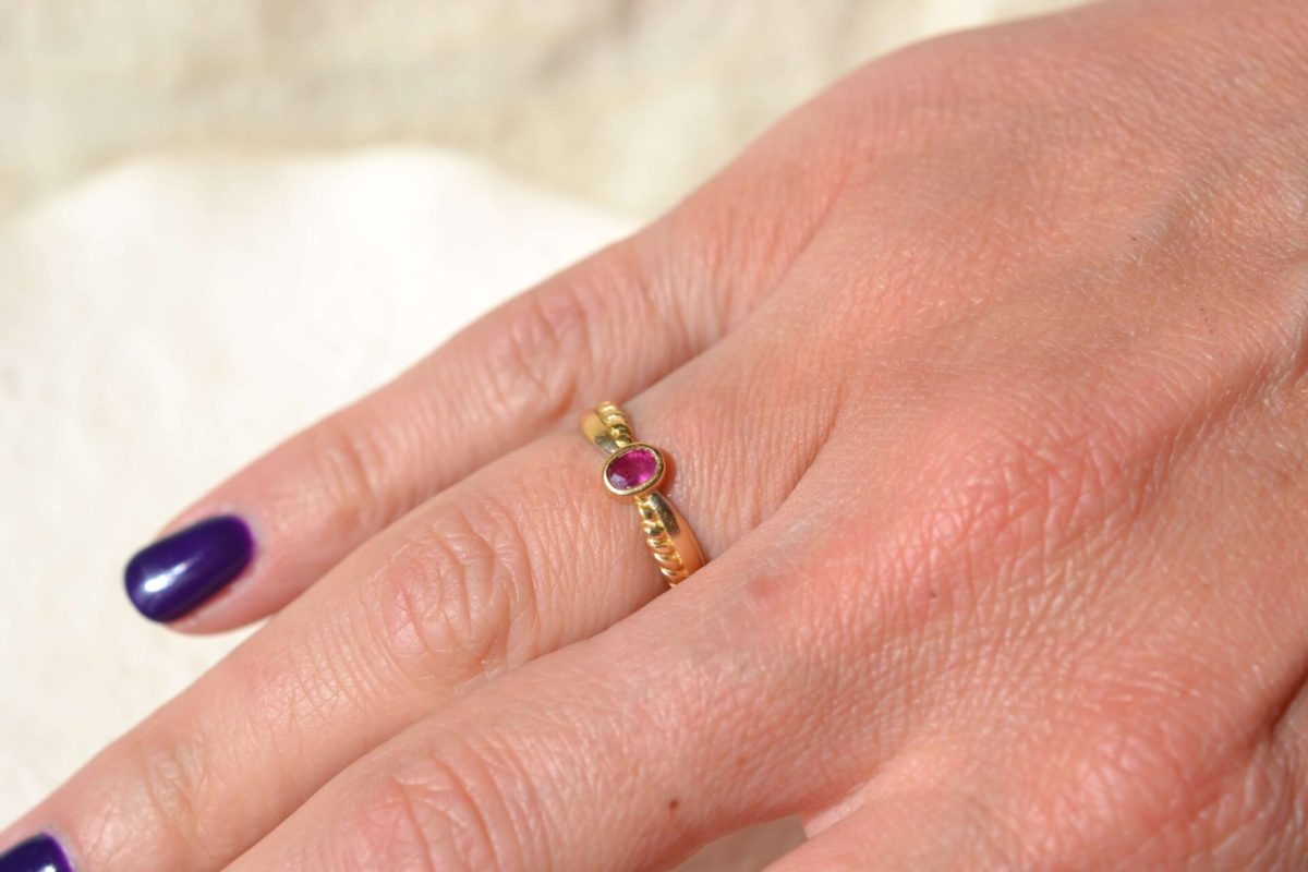 bague rubis ancienne