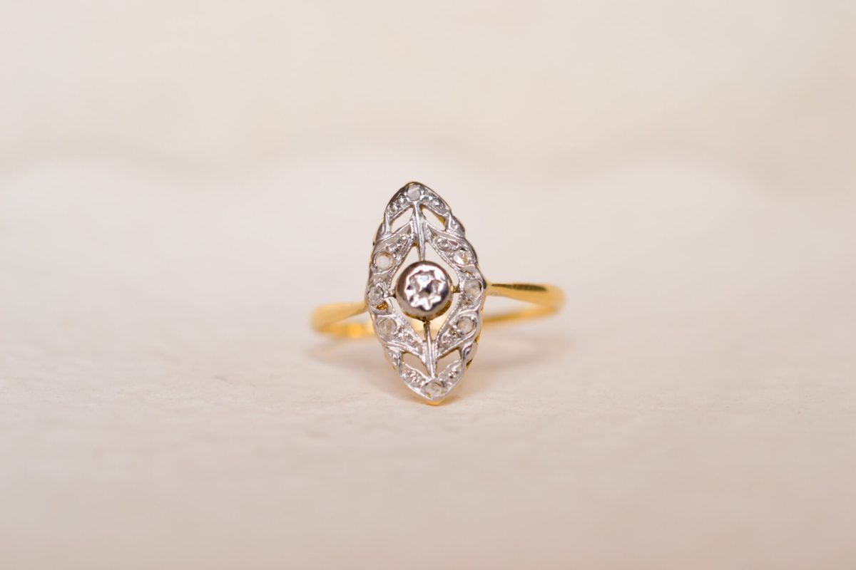 Bague Navette Art Déco Diamants