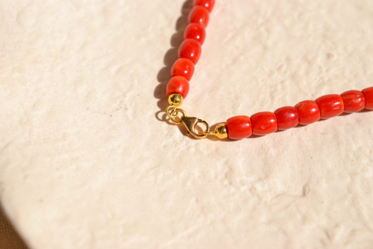 Collier Vintage perles de Corail en Or jaune 18 carats