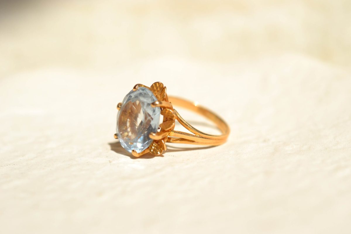 bague cocktail pierre bleue