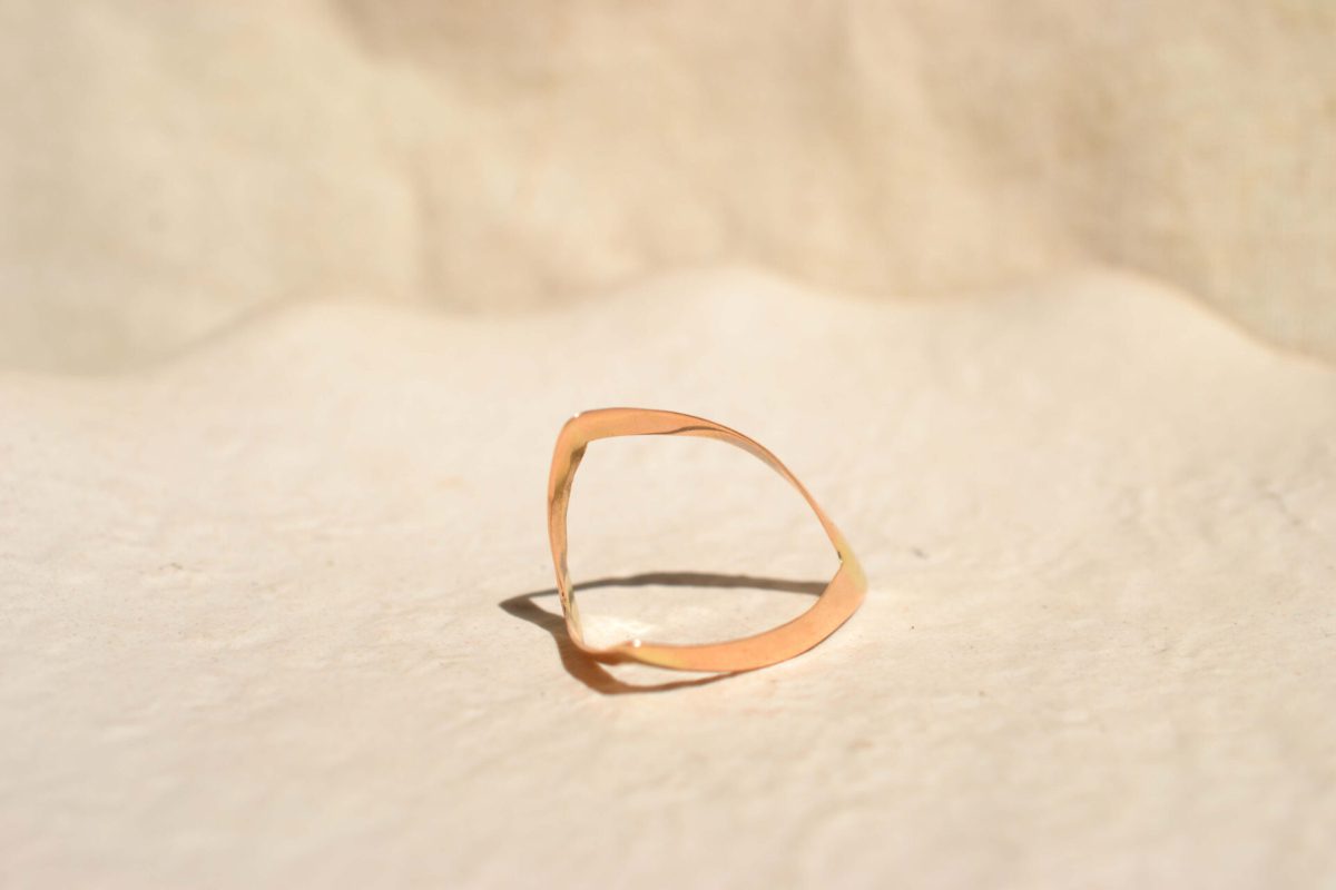 bague forme V
