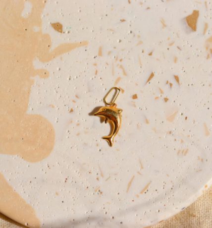 Pendentif dauphin en Or jaune 18 carats