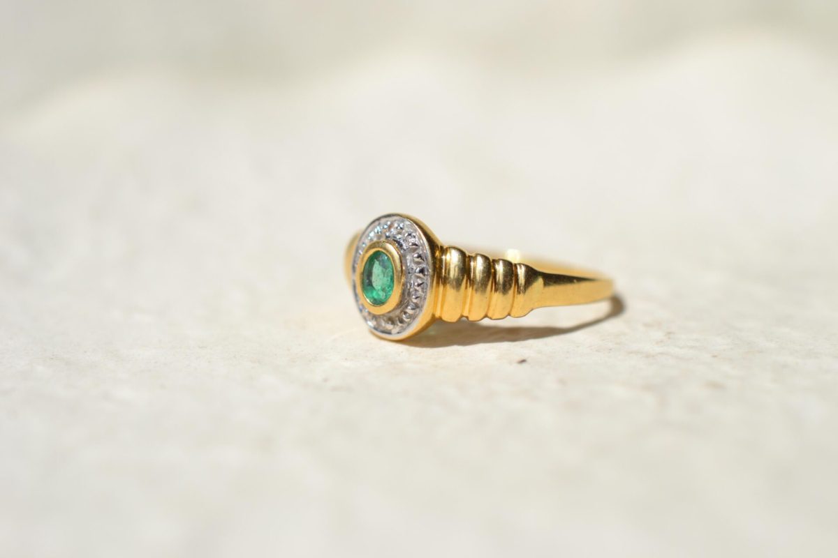 bague ancienne émeraude diamants