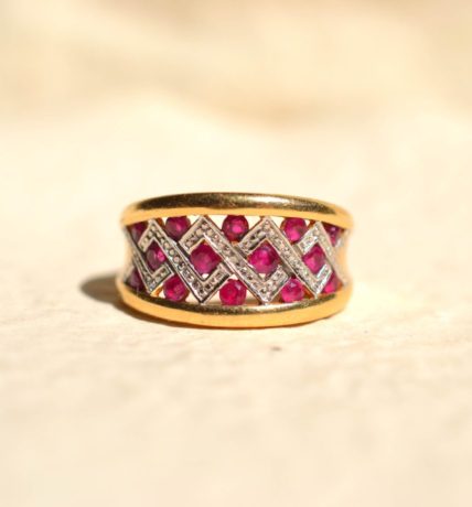 bague bandeau rubis