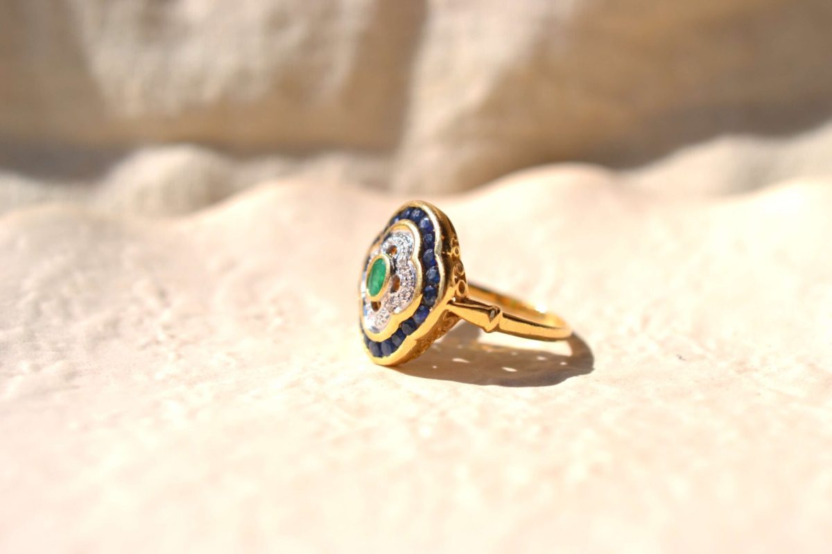 bague émeraude saphirs vintage