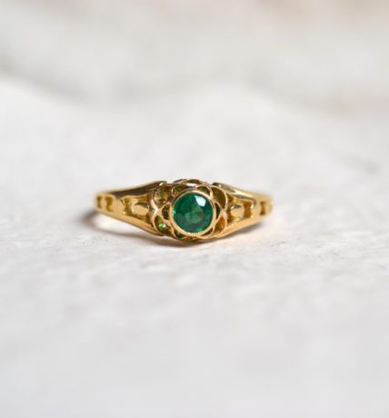 bague fleur émeraude