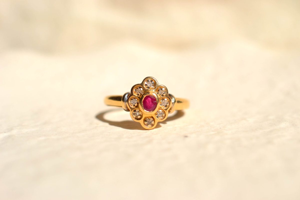 bague marguerite rubis