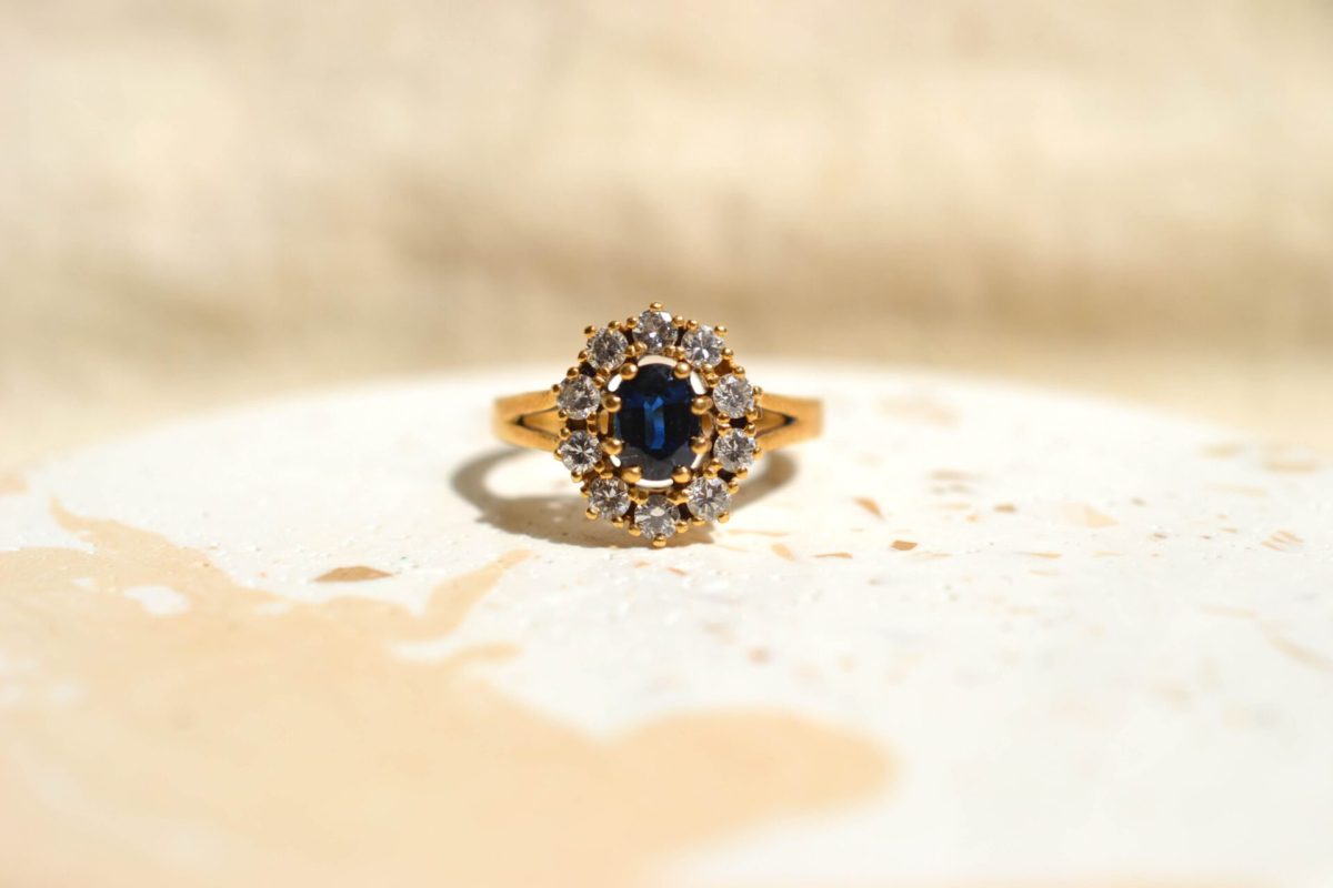 bague marguerite saphir et diamants