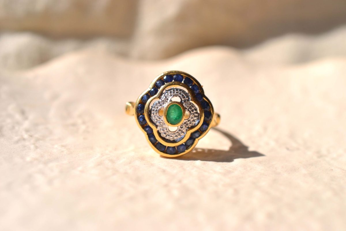 bague quadrilobée émeraude