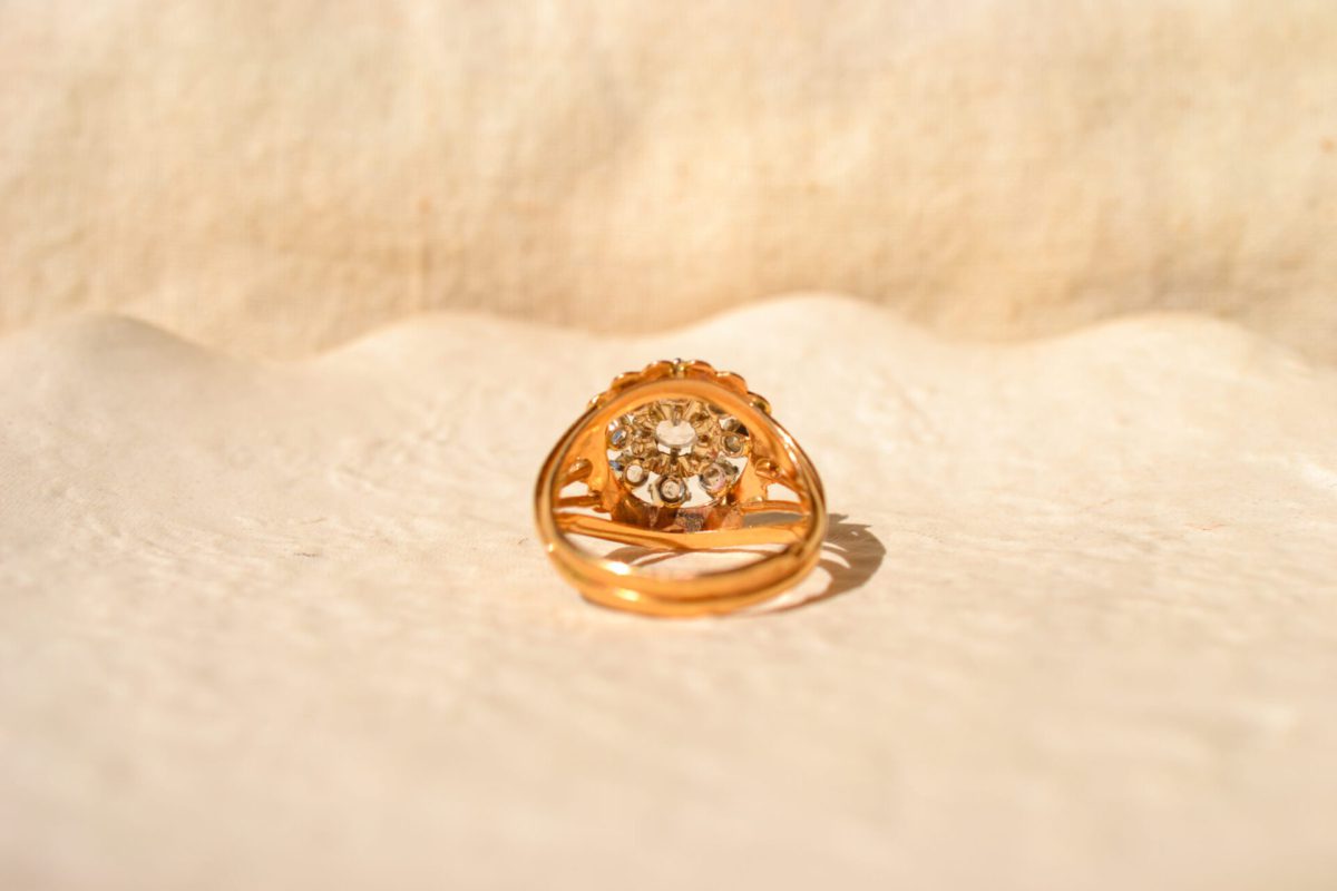 Bague Vintage en Or jaune 18 carats sertie de pierres blanches