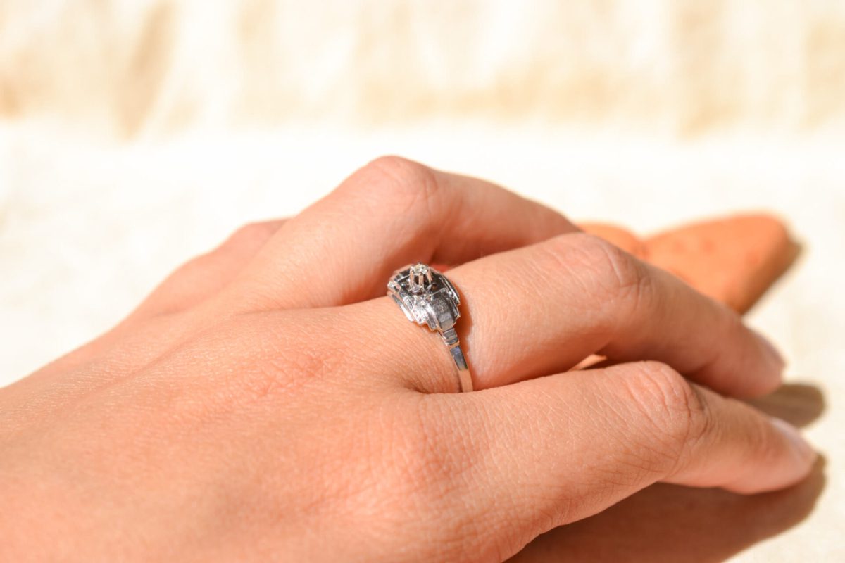 Bague de fiançailles Vintage en Or blanc 18 carats sertie d'un Diamant