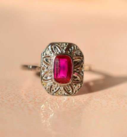 Bague octogonale Rubis de synthèse et Diamants