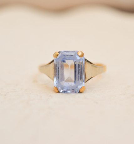 Bague Spinelle synthétique Verneuil taille émeraude