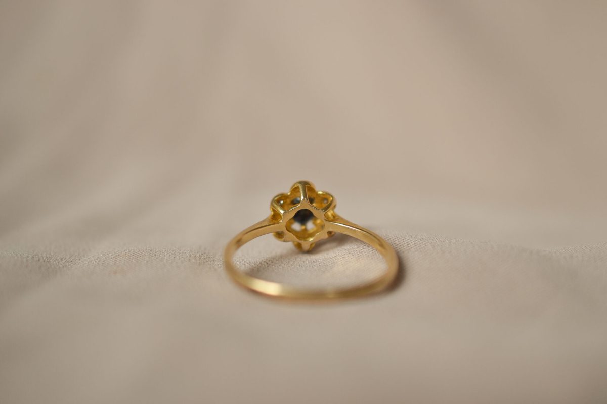 Bague Fleur Saphir et Diamants
