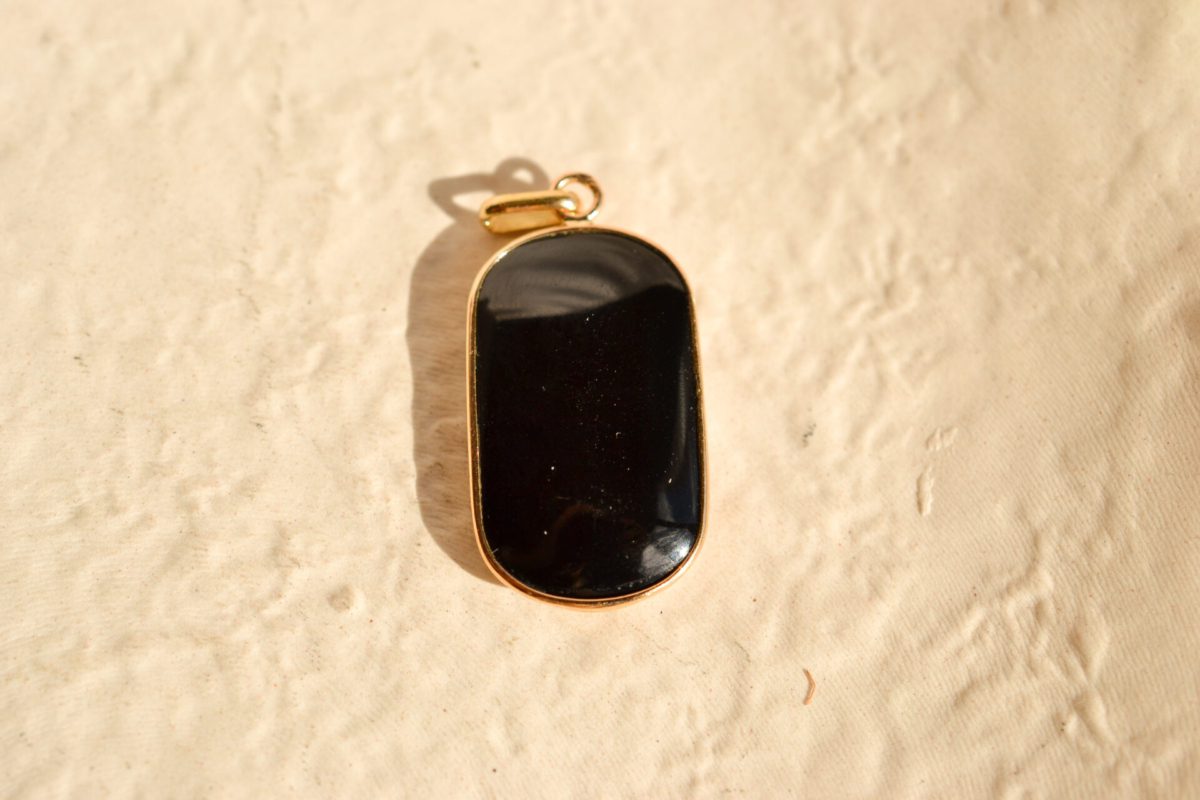 Pendentif en Or et Onyx ovale