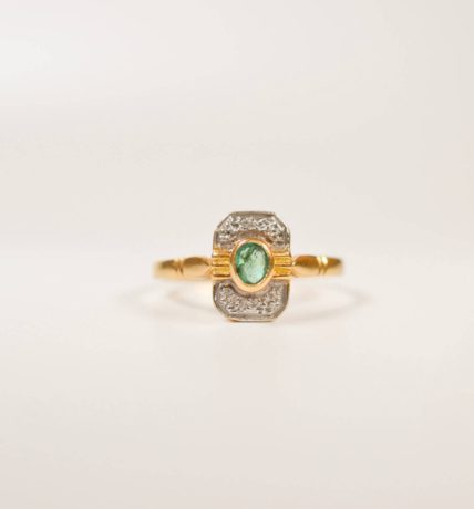 Bague Émeraude taille ovale
