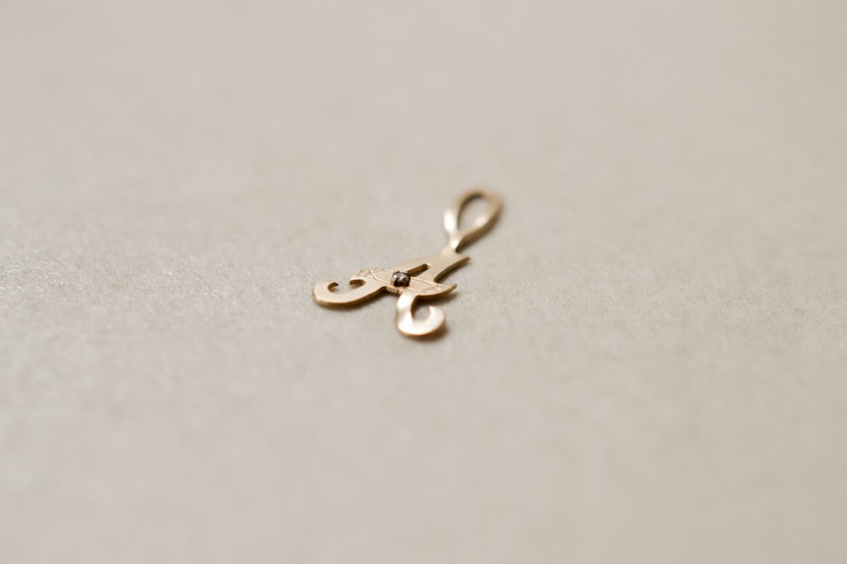 Pendentif A en Or jaune