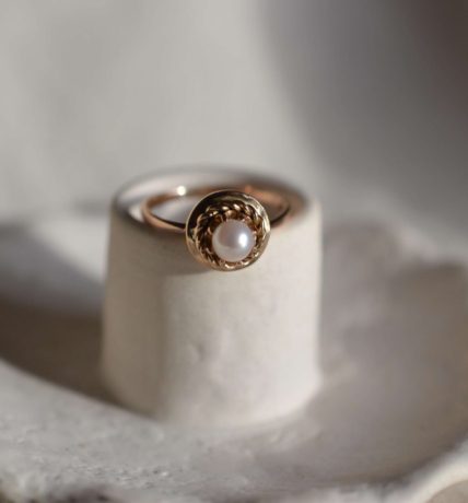 bague ancienne or jaune perle