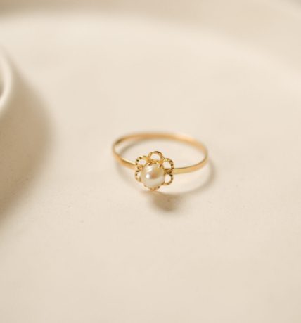 Bague fleur Perle
