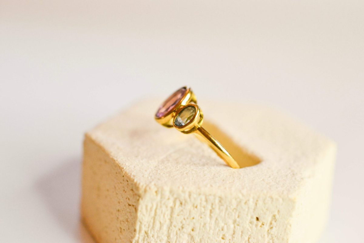 Bague Saphir rose et Spinelles (Verneuil)