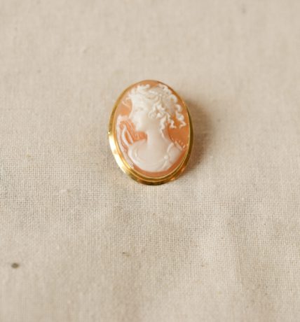 Pendentif ou broche Vintage en Or