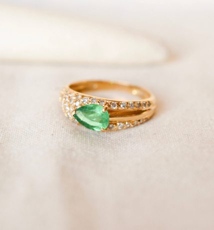 bague de naissance ancienne diamants et émeraude