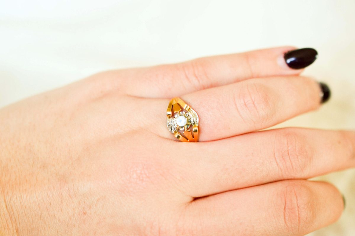 Bague Art Déco Or jaune et Oxyde